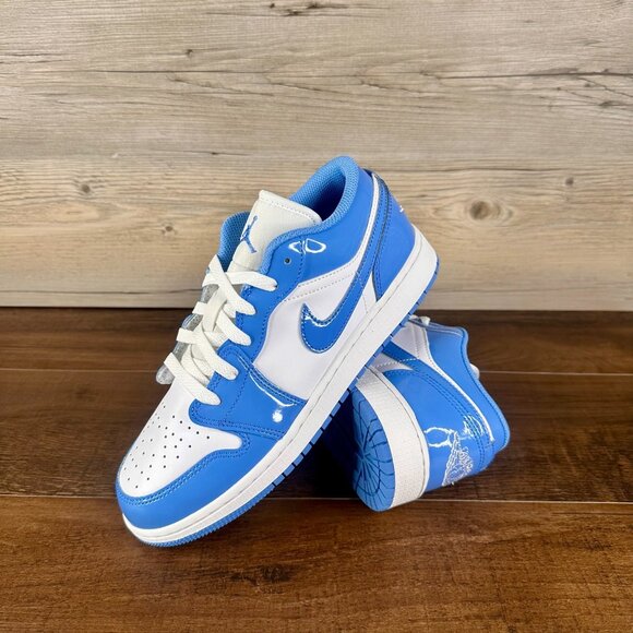 Nike Air Jordan 1 Low UNC Patent GS Size 6.5 White Legend Blue FZ3929 114 - Picture 1 of 9